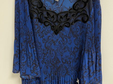 Black & Blue Top Long Sleeve Catherines, Size 1x For Sale